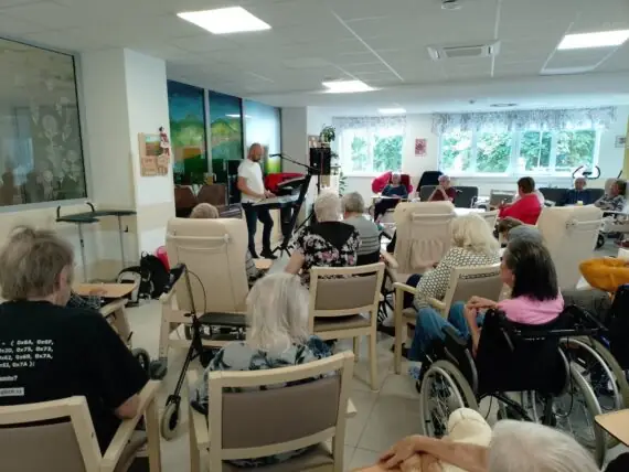 548554983_1220744890092543_5131440496739719866_n