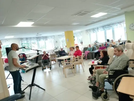 549368548_1220745116759187_415630668137736427_n