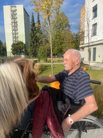 62f28a5b-345a-4adc-9691-39999ccf2372