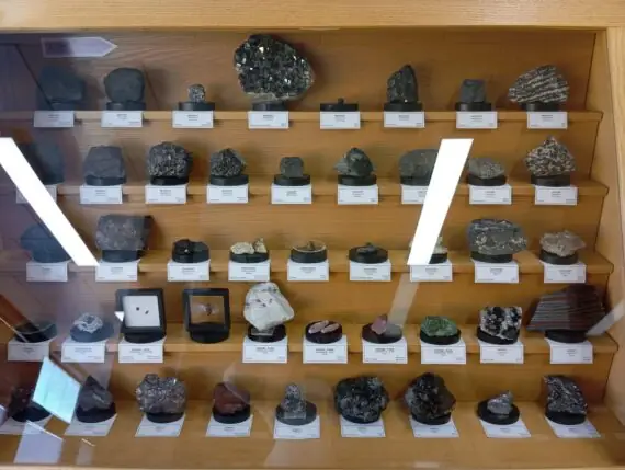 65f14d0d-e58f-40e0-8f3b-6cc68c011af5