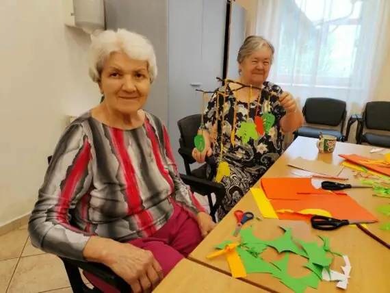 6e983888-243a-4259-b3d4-4f3af4810dd0