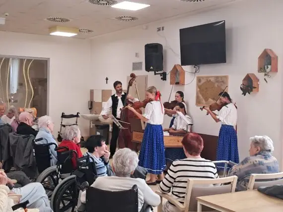 8ed88ffc-2279-4149-bad1-df7a02a1c75a