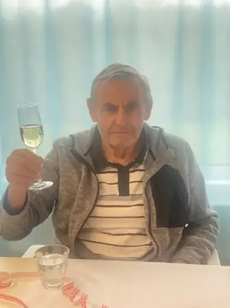 9370b11b-789b-47d2-b195-8f185483c070