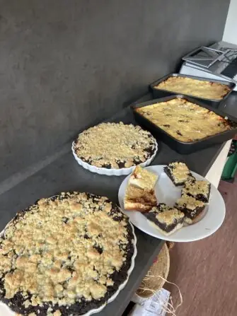 9C7F21DB-F8F7-47FE-96AB-D3E0AB4BF2FF