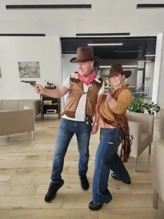 a954e665-d60a-42c2-9f53-53cb2e3b7e20