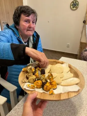 ba21a1ee-2672-4c57-add4-c227ad6f7437