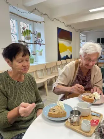 cdc847ce-7785-44a6-828d-6269a88e4ec4