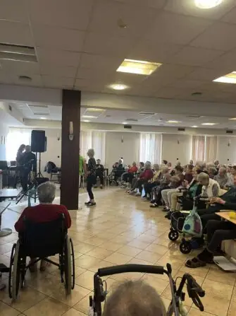 64eb17a9-5398-49fd-b4c2-4b74c6850540