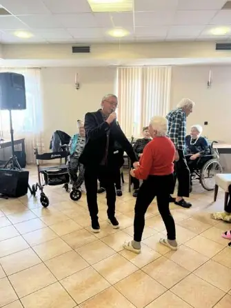 684bd649-6180-44cf-8105-9fdc4936b270