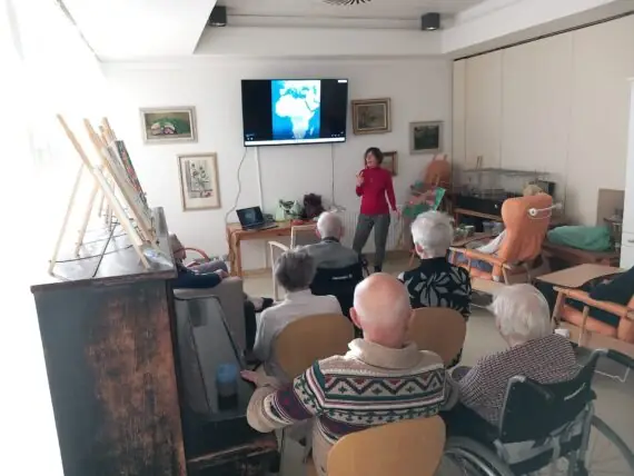 WhatsApp Image 2025-11-27 at 09.37.43 (1)