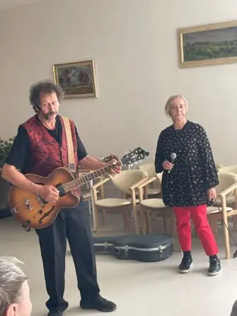 motion_photo_7375039615405685706