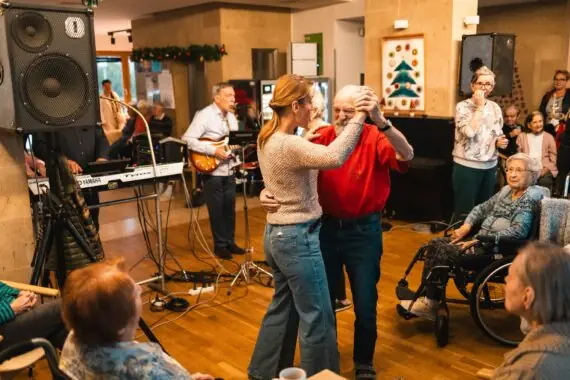 WhatsApp Image 2025-11-30 at 16.53.18 (1)