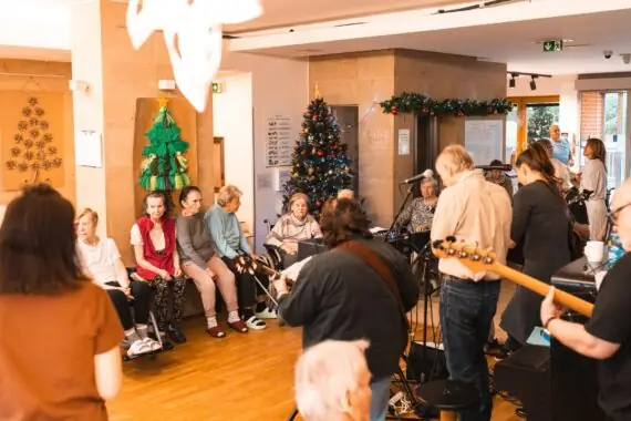 WhatsApp Image 2025-12-07 at 18.40.35 (3)