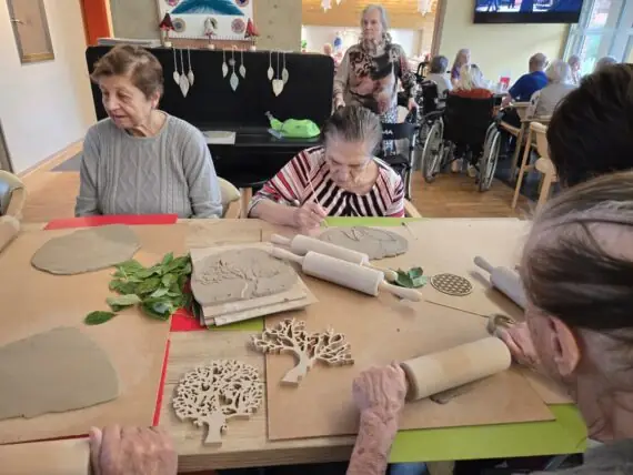 WhatsApp Image 2025-12-08 at 12.21.14