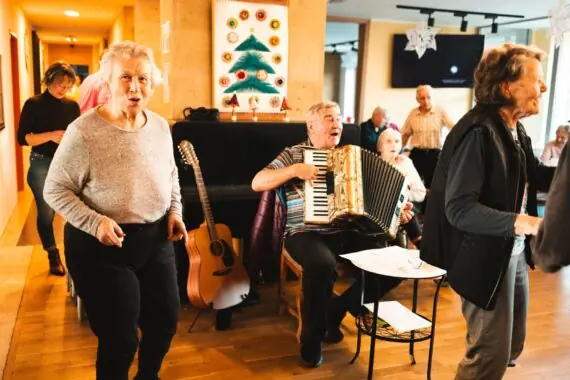 WhatsApp Image 2025-12-10 at 19.04.27 (2)