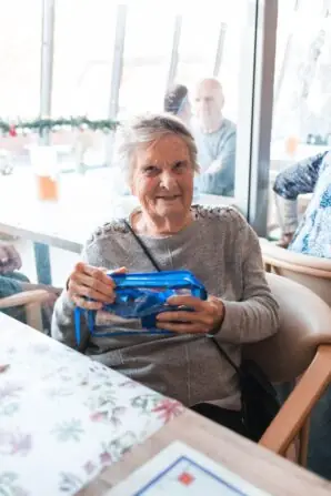 a8360821-c195-474d-8128-0109946fb399