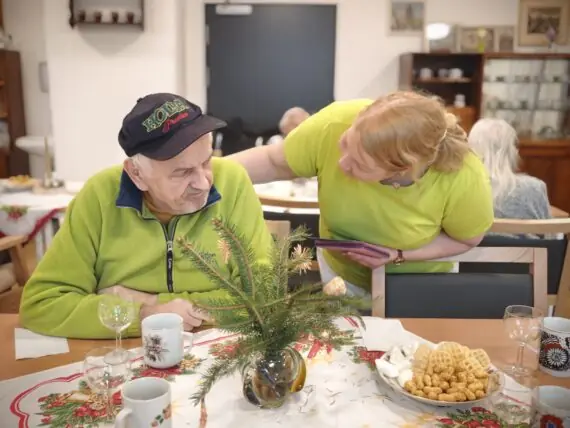 original-06645EFE-C7ED-41C7-ACA8-F10D5C3146EC