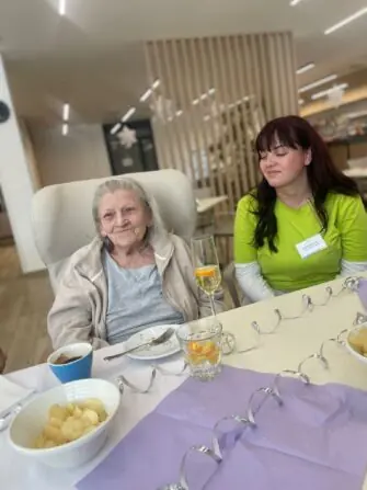 7f7ec498-b44b-4308-ac7b-00e331353c64_001