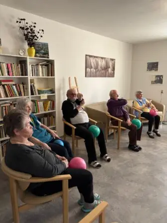 81b8122d-bb21-43ec-90b7-4e85d9acc286