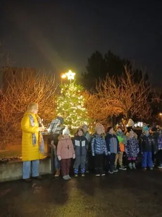 Rozsvícení stromku (2)