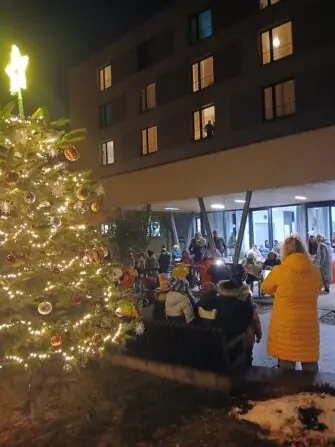 Rozsvícení stromku (5)