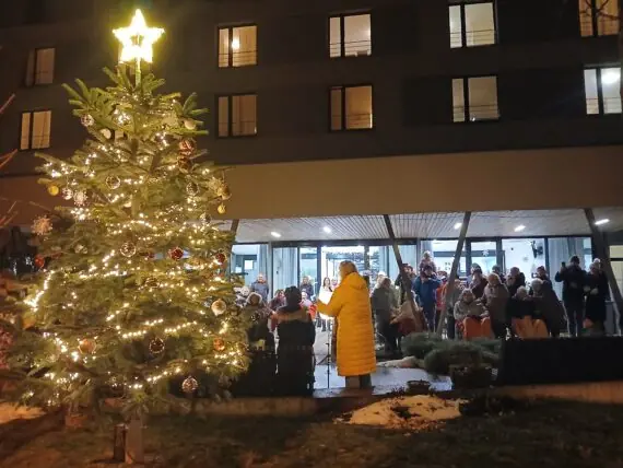 Rozsvícení stromku (6)