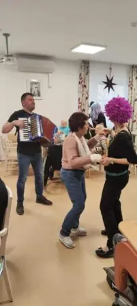 WhatsApp-Image-2024-12-31-at-11.36.28-2-691x1536