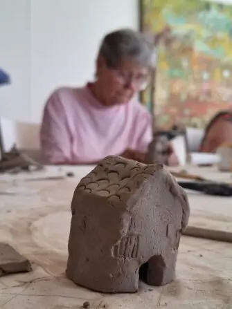 1000053011-1152x1536