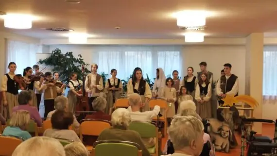 1735561696868-1536x864