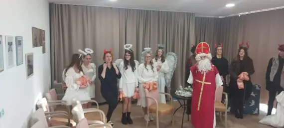 20241205_090402-1536x692