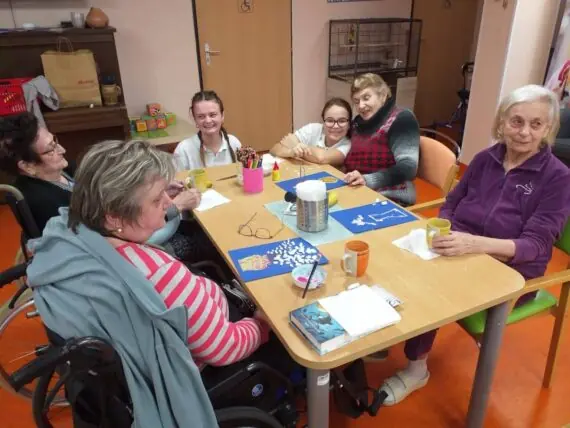 Zimní tvoření se studenty v Senevida Olomouc