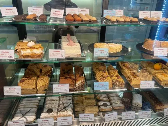 41fa18ba-49aa-415b-a010-e357f8963646