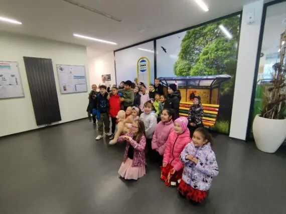 Veselé setkání dětí a klientů v Senevida Havířov