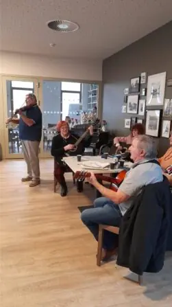 SeniorCentrum-Kolin-Senior-Band-2-864x1536