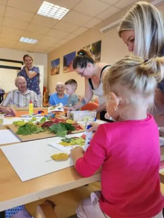 SeniorCentrum-Plzen-Podzimni-tvoreni-2-1152x1536