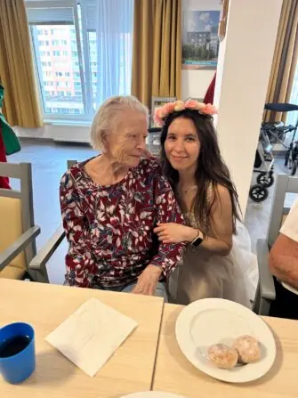 e37e953f-b25d-46d5-bd31-51b49076cadc