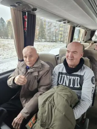 ee846ba2-b49e-40e9-8e55-42a4f6735720