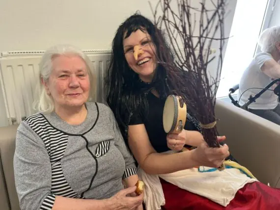 motion_photo_8875776280593226851