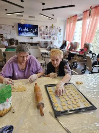 02f27df4-dd37-4a69-b2ed-ae1940298726