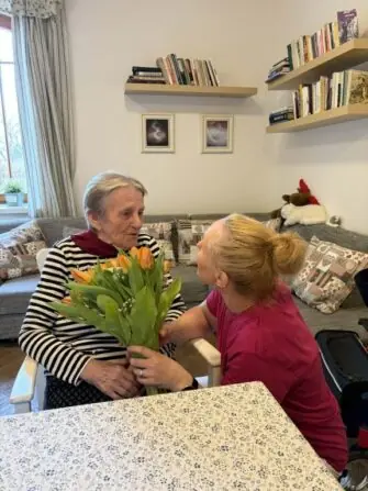 0a7e0eb5-f17f-4d14-97c8-ea22e64fb3d3