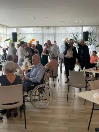 1f3213be-2957-4cc5-9d59-f82ac798c8a8