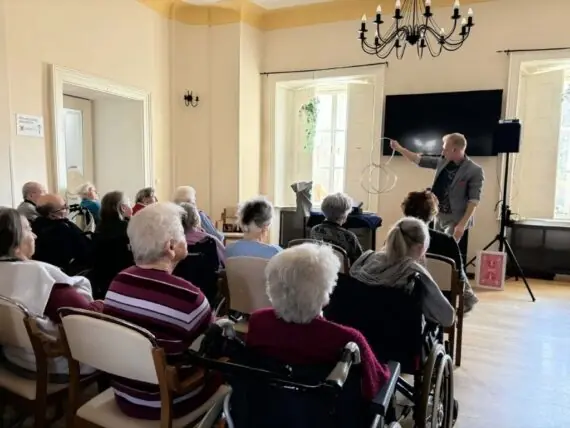 2026 03 kouzelník (5)