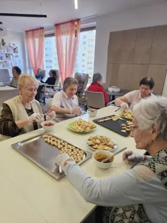 55a01691-7f33-4a75-9fa7-aeac1918768e