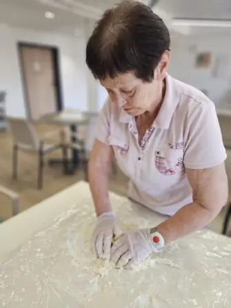 5bc11082-29dd-4bd6-861e-46d8a68b6a5b