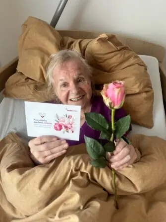 9774e067-d3da-4042-ba6a-0a78814f6094