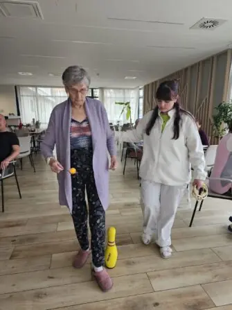 b44cccf5-e233-4fe7-aa64-fe6e55094a8a