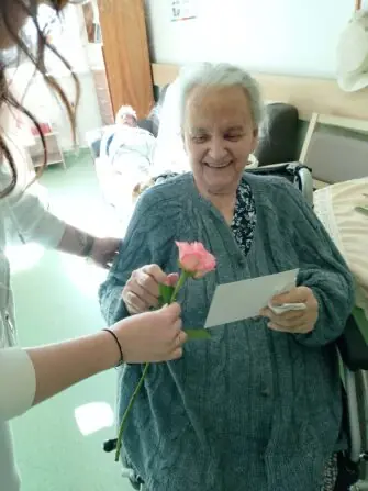 d165578a-8f6c-4cfe-9f76-13753fd61bc1