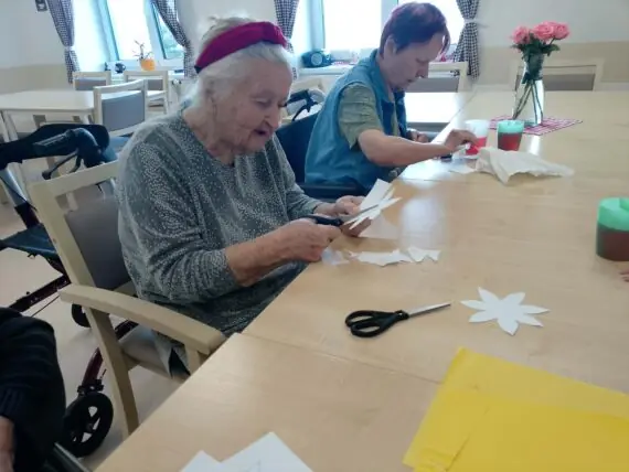 f74691ab-6b06-4a90-8da0-4951967b38af