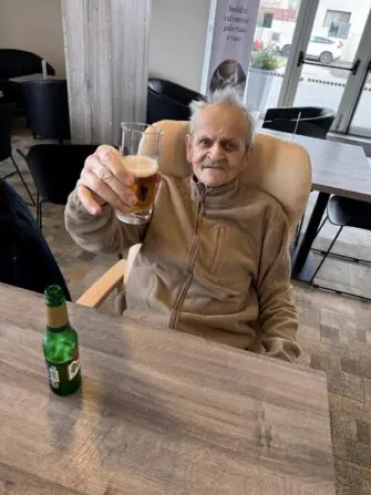 f975998c-8d06-4094-a047-ebb23cadbc1d