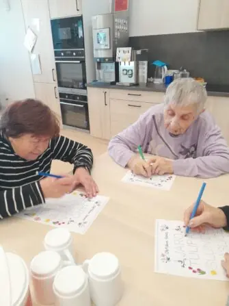 764e9829-3649-4d4a-8c35-5149ea559cc2